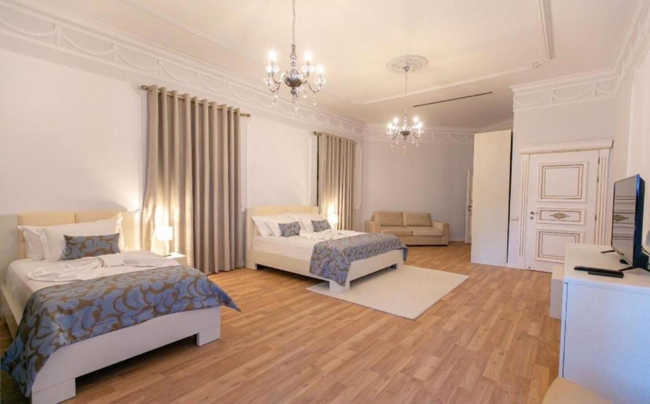 Vila Ferdinand Modern Rooms In Tirana'S Center Extérieur photo
