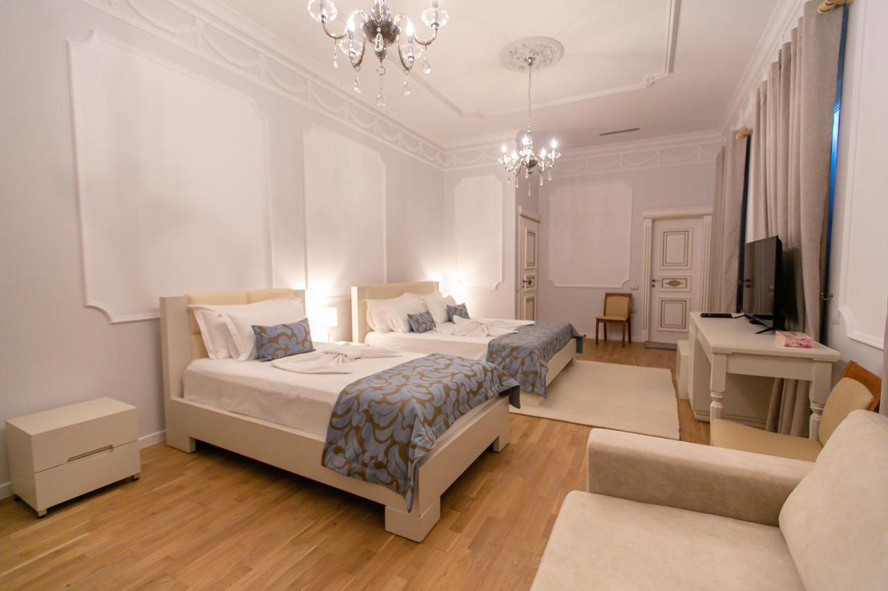 Vila Ferdinand Modern Rooms In Tirana'S Center Chambre photo