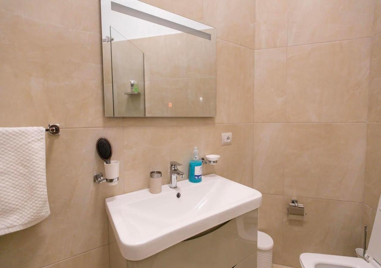 Vila Ferdinand Modern Rooms In Tirana'S Center Chambre photo